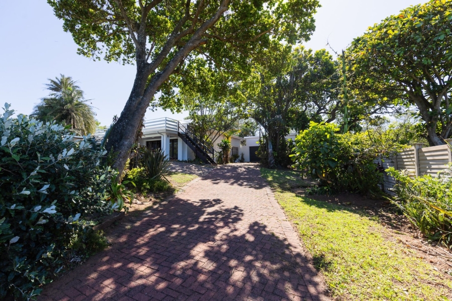 4 Bedroom Property for Sale in Umzumbe KwaZulu-Natal