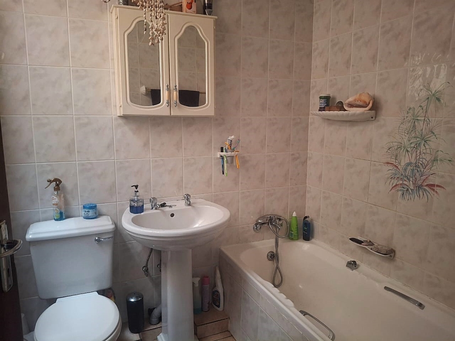 3 Bedroom Property for Sale in Uvongo Beach KwaZulu-Natal