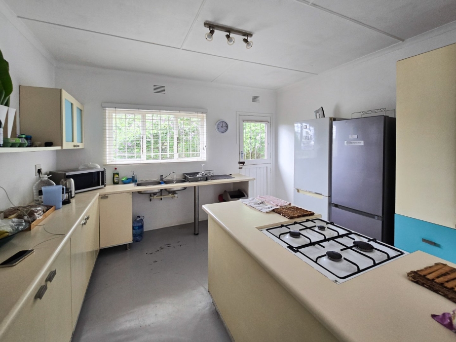 4 Bedroom Property for Sale in Leisure Bay KwaZulu-Natal