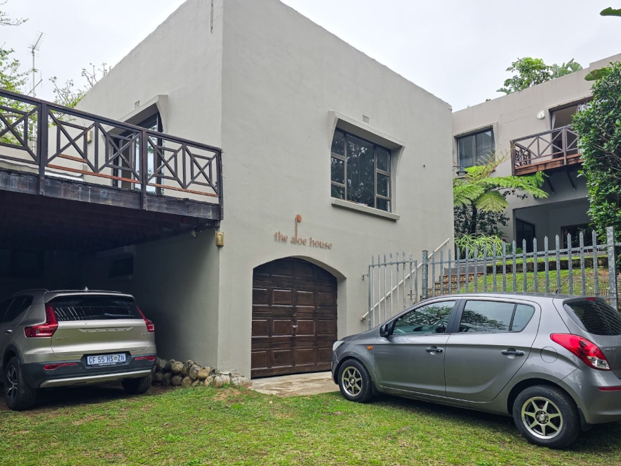 4 Bedroom Property for Sale in Leisure Bay KwaZulu-Natal