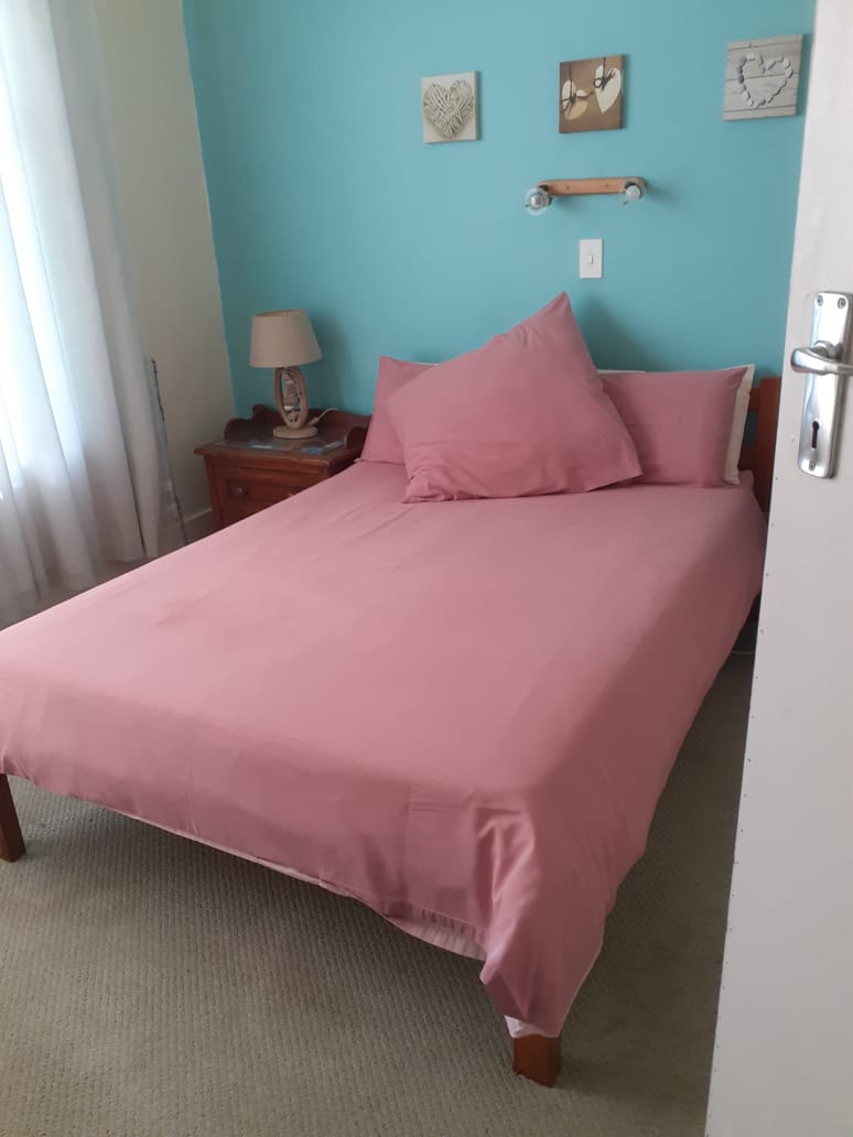 To Let 2 Bedroom Property for Rent in Margate KwaZulu-Natal