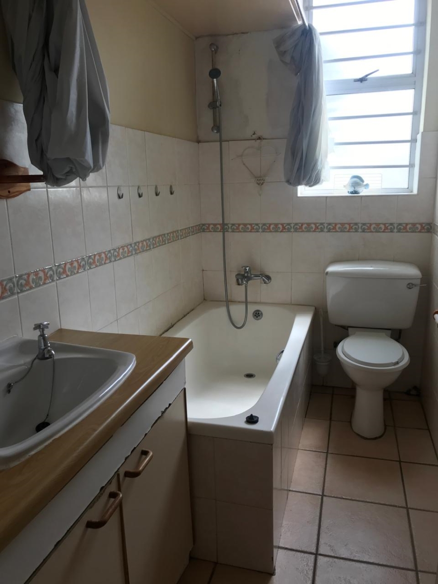 To Let 2 Bedroom Property for Rent in Margate KwaZulu-Natal