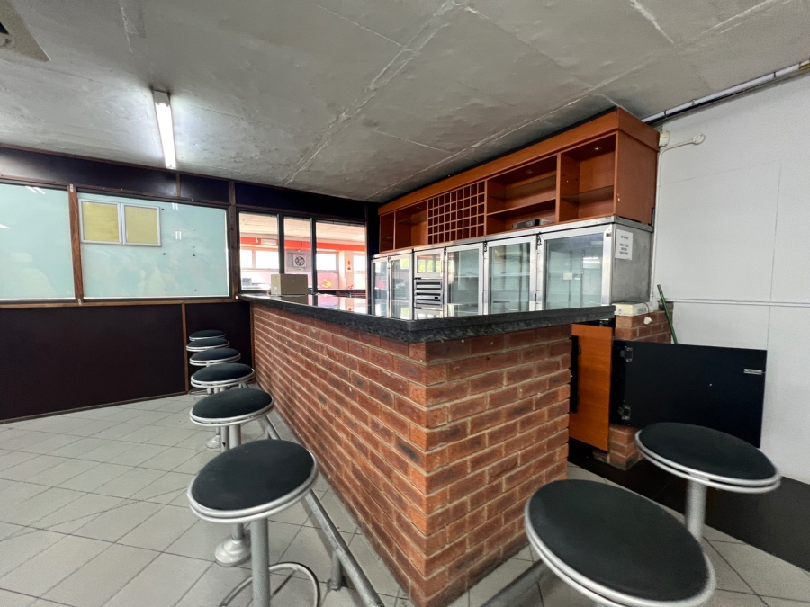 To Let commercial Property for Rent in Pinetown KwaZulu-Natal