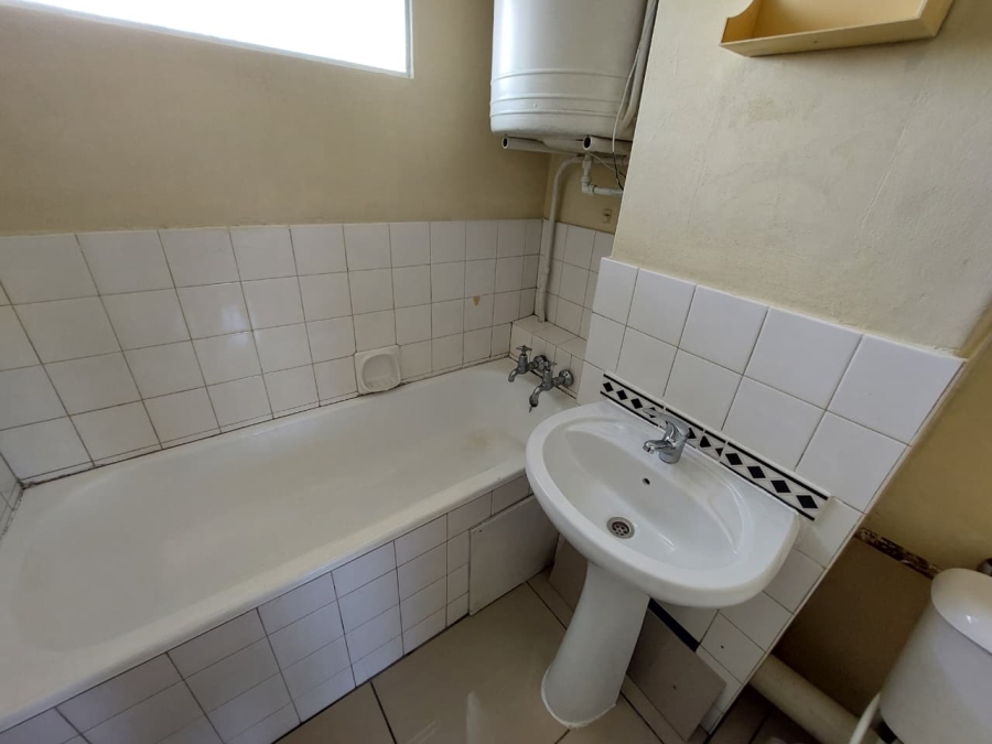 2 Bedroom Property for Sale in Point KwaZulu-Natal