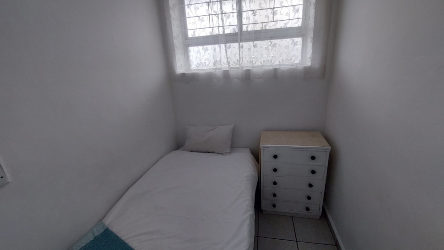 1 Bedroom Property for Sale in Amanzimtoti KwaZulu-Natal