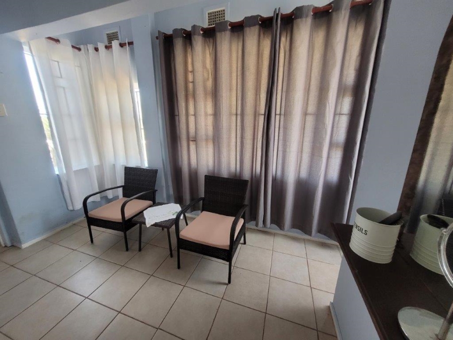 2 Bedroom Property for Sale in Sunwich Port KwaZulu-Natal