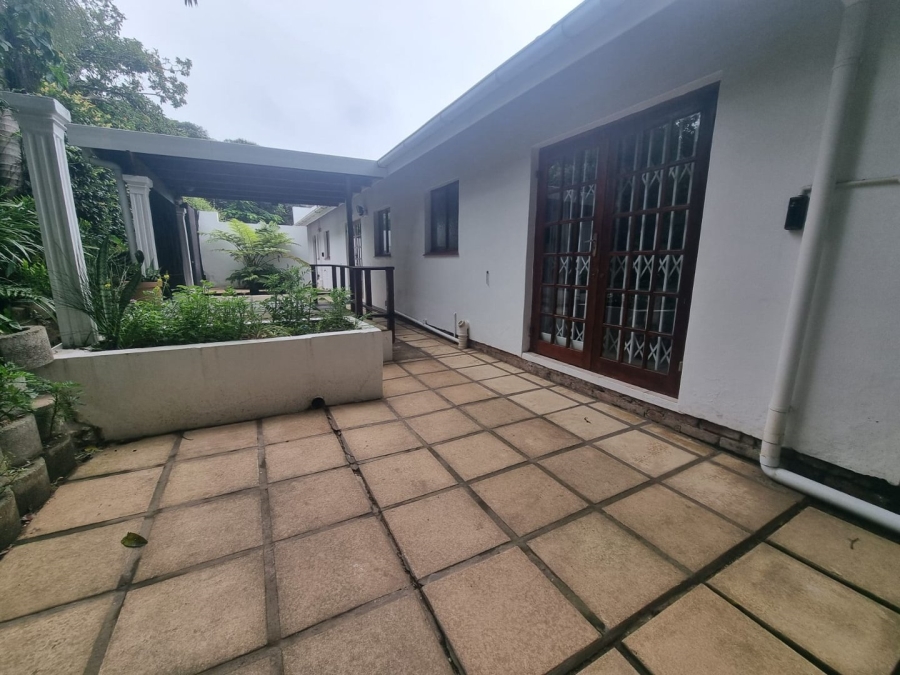 3 Bedroom Property for Sale in Umtentweni KwaZulu-Natal