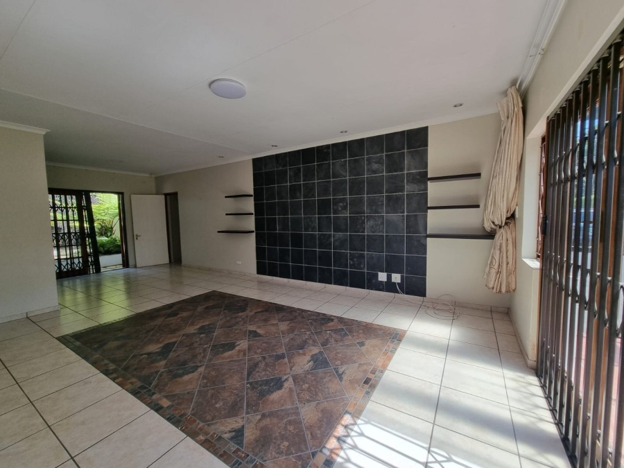3 Bedroom Property for Sale in Umtentweni KwaZulu-Natal
