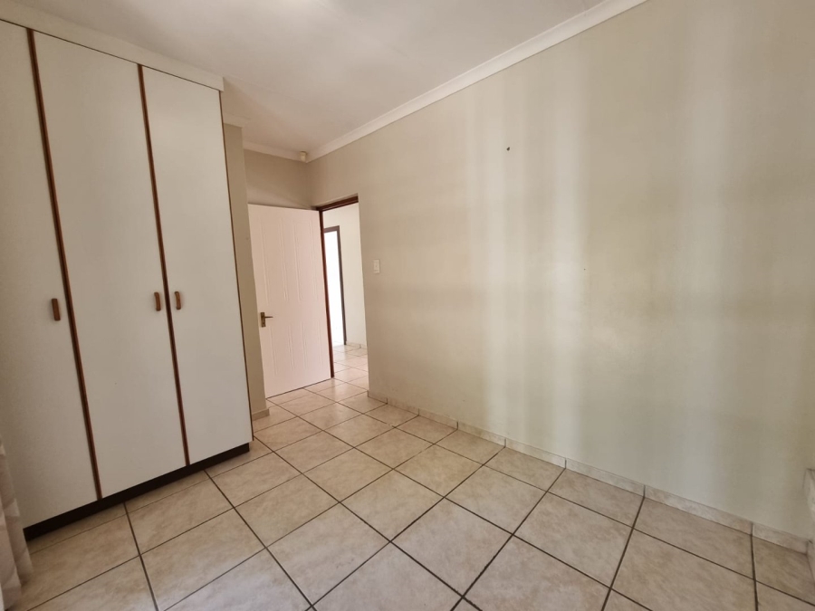 3 Bedroom Property for Sale in Umtentweni KwaZulu-Natal