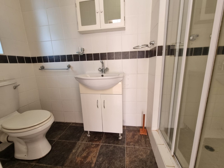 3 Bedroom Property for Sale in Umtentweni KwaZulu-Natal