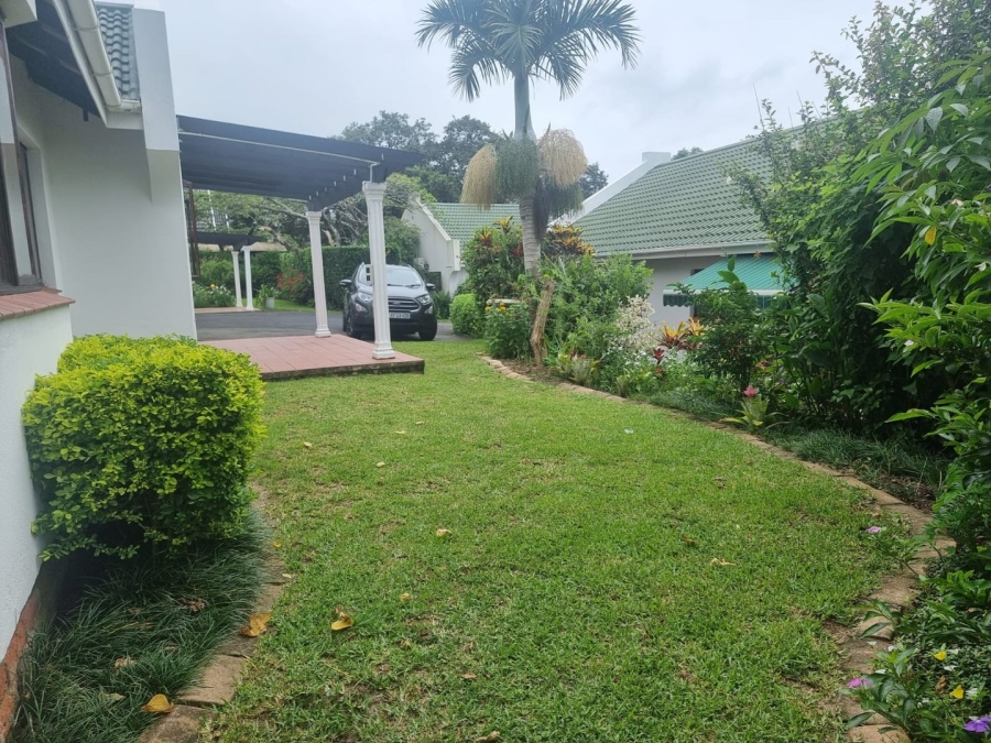 3 Bedroom Property for Sale in Umtentweni KwaZulu-Natal