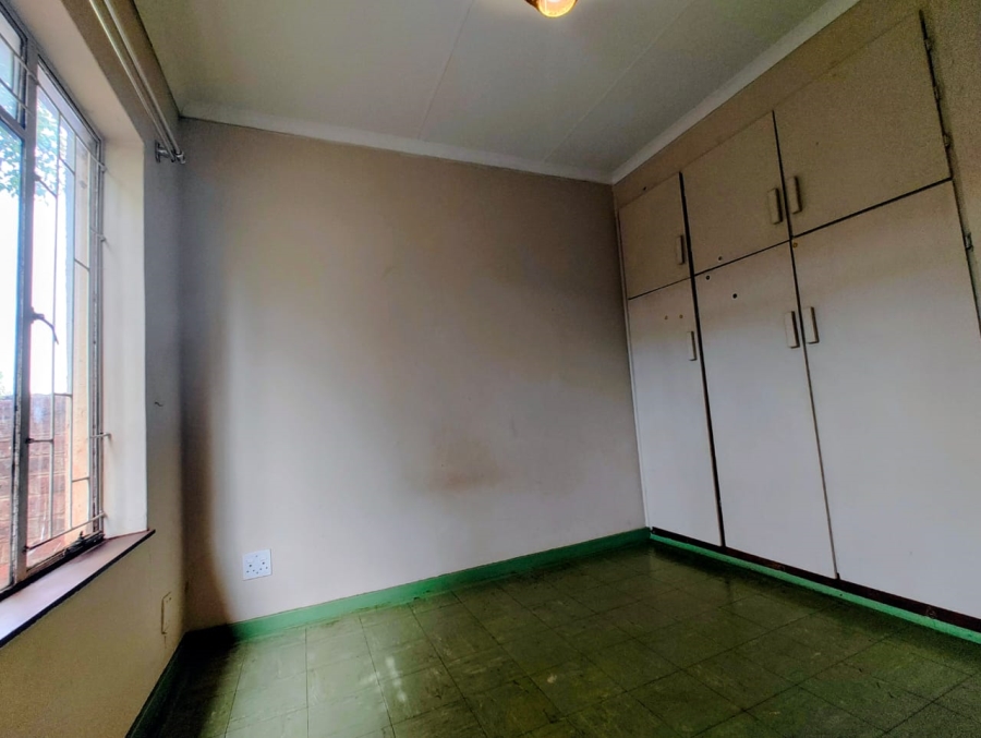 4 Bedroom Property for Sale in Sunnyridge KwaZulu-Natal