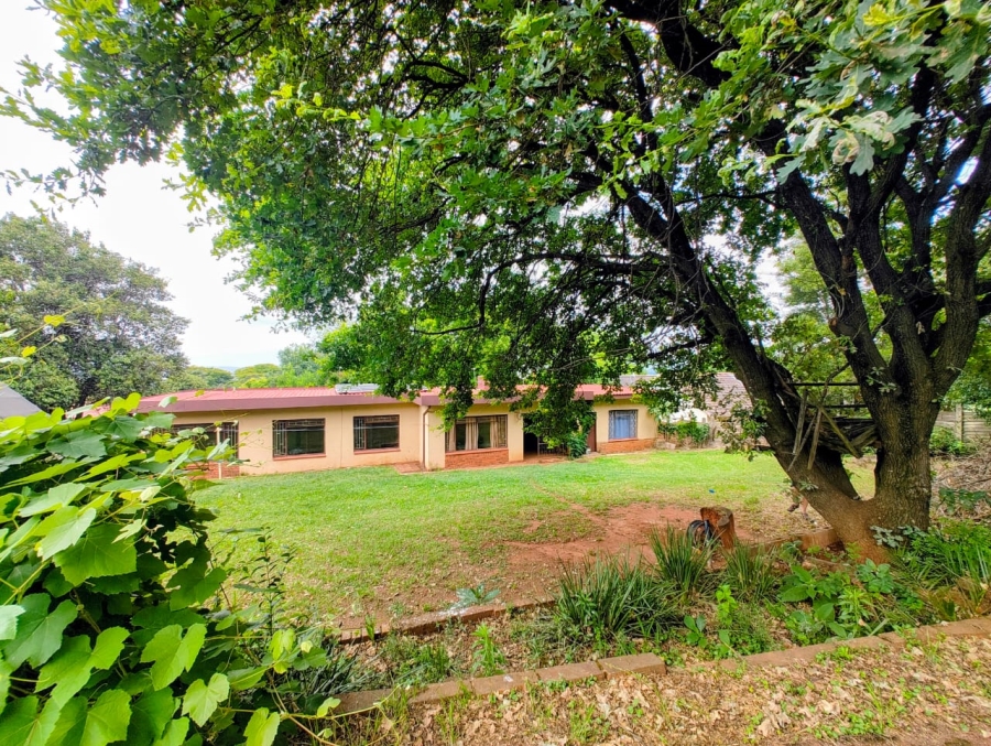 4 Bedroom Property for Sale in Sunnyridge KwaZulu-Natal