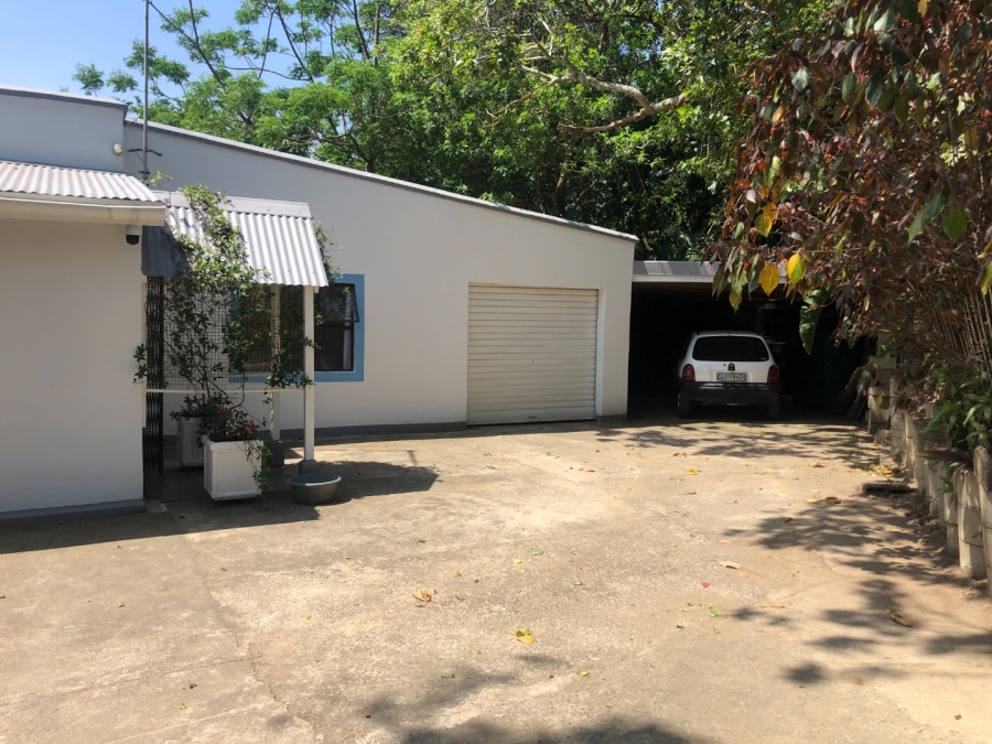 3 Bedroom Property for Sale in Sea Park KwaZulu-Natal