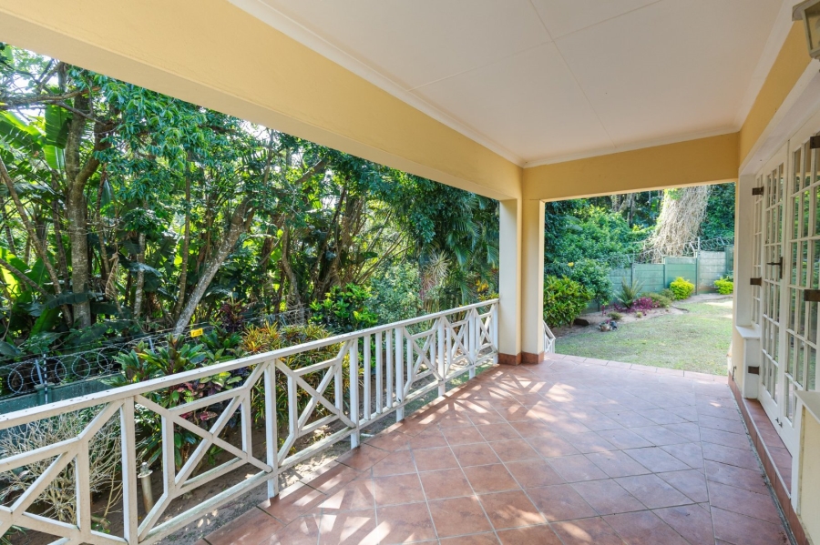 3 Bedroom Property for Sale in Umtentweni KwaZulu-Natal