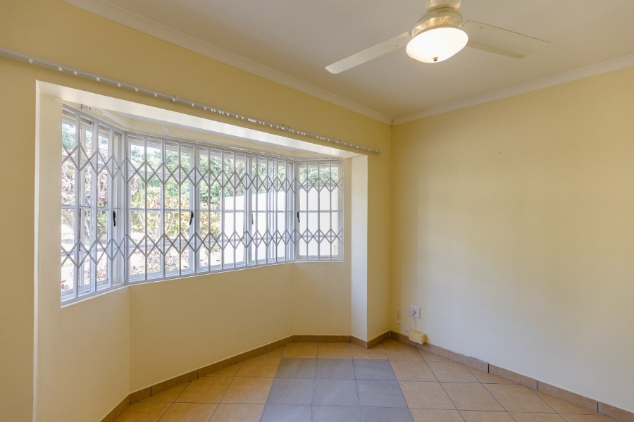 3 Bedroom Property for Sale in Umtentweni KwaZulu-Natal
