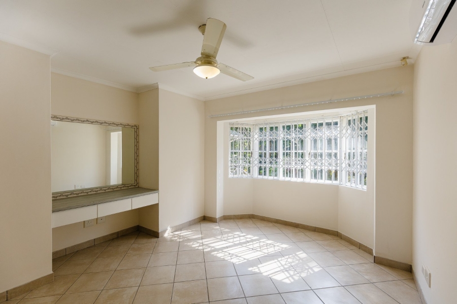 3 Bedroom Property for Sale in Umtentweni KwaZulu-Natal