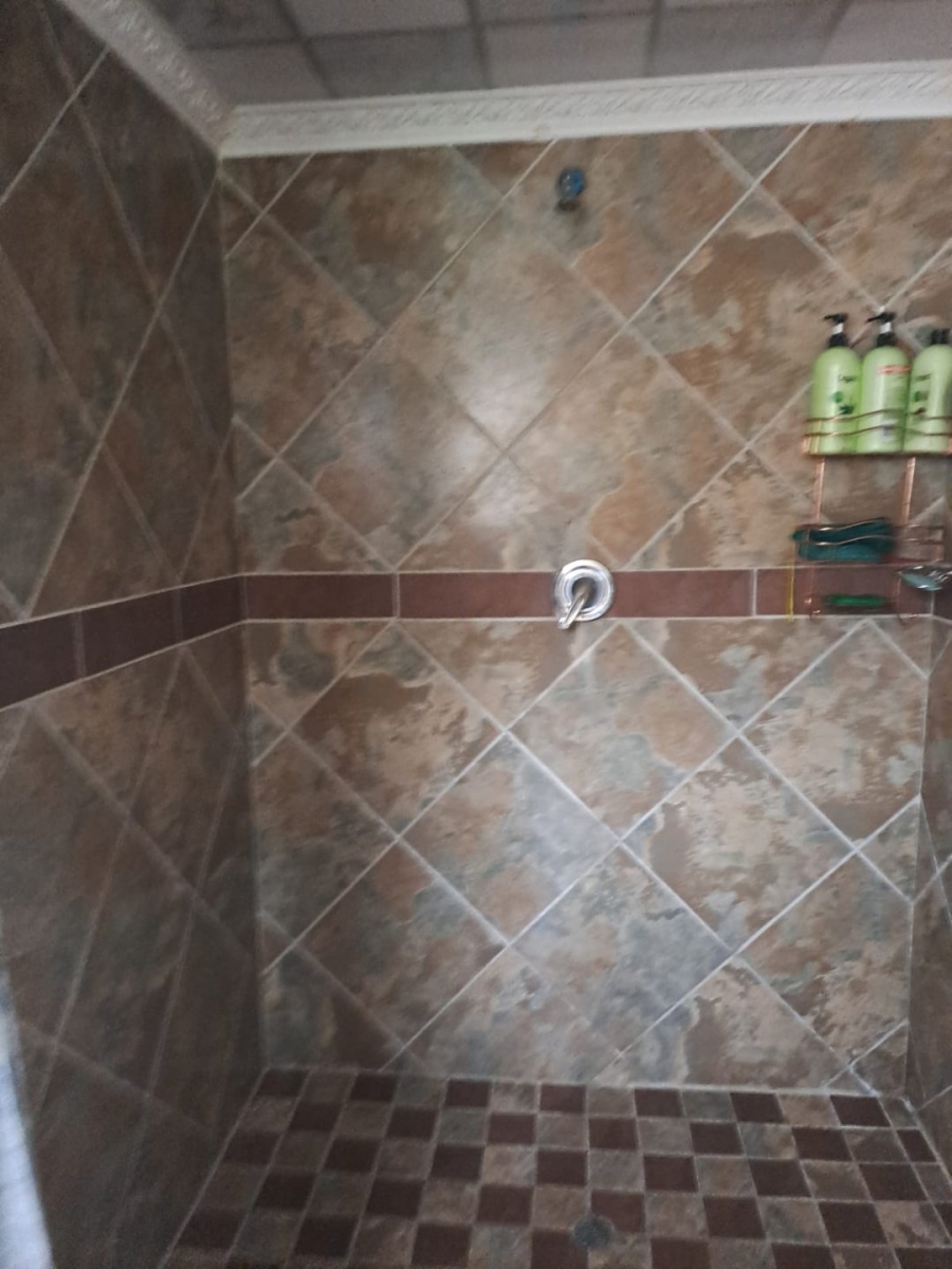 To Let 1 Bedroom Property for Rent in Izotsha KwaZulu-Natal