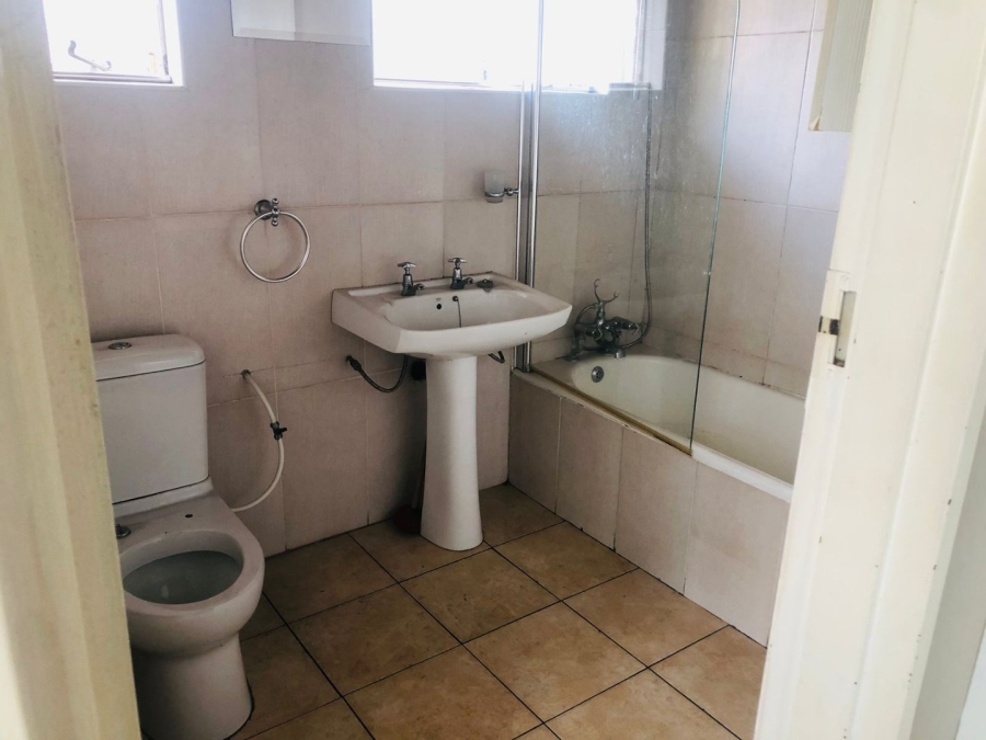 To Let 2 Bedroom Property for Rent in Pinetown KwaZulu-Natal