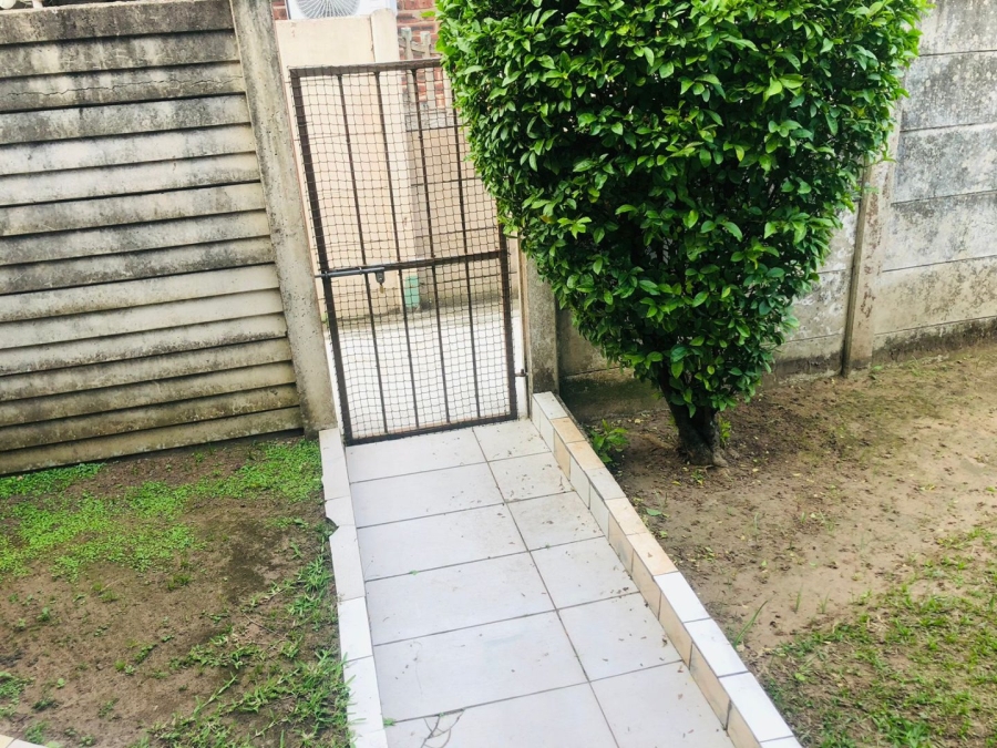 To Let 2 Bedroom Property for Rent in Pinetown KwaZulu-Natal