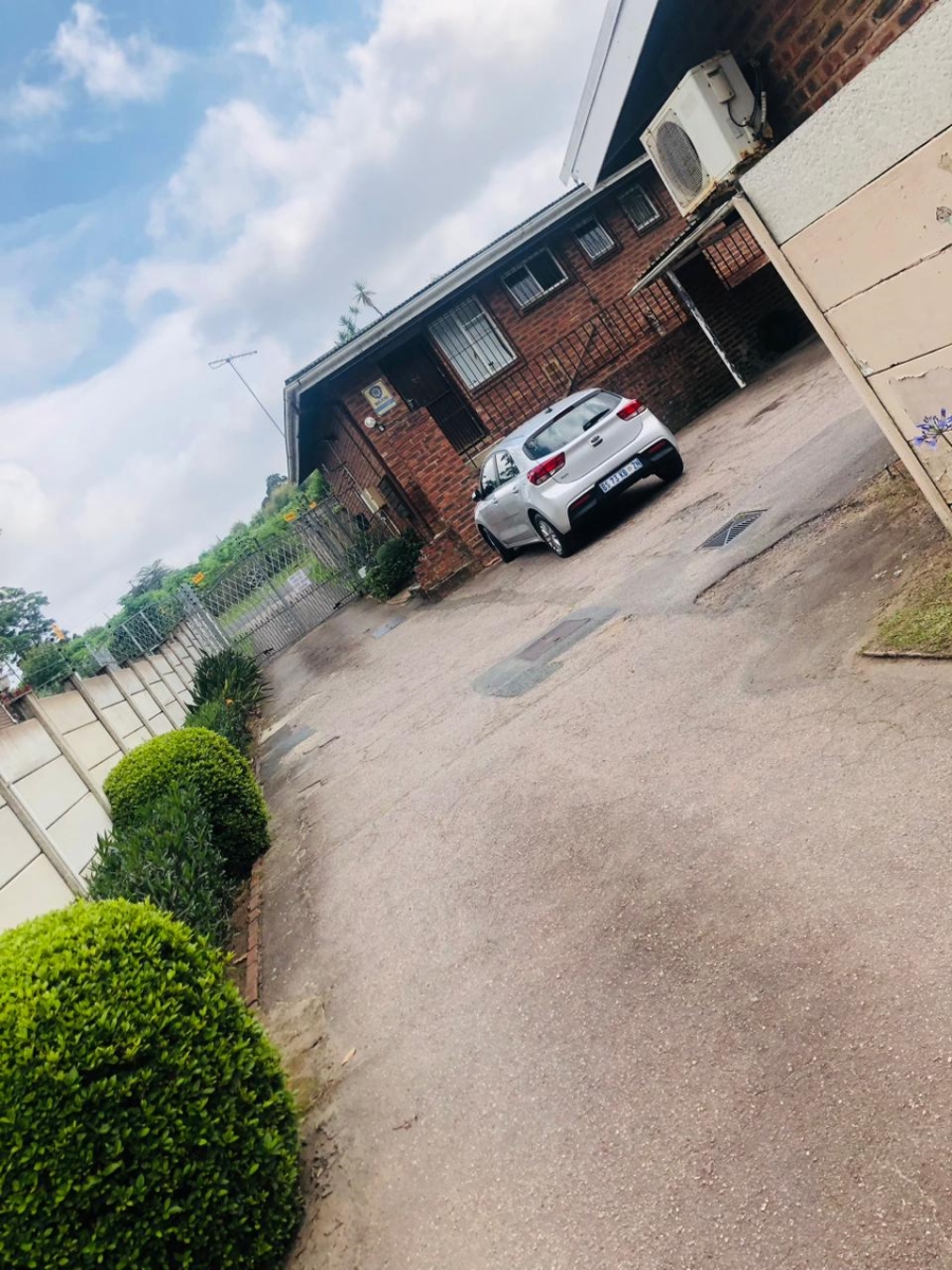 To Let 2 Bedroom Property for Rent in Pinetown KwaZulu-Natal