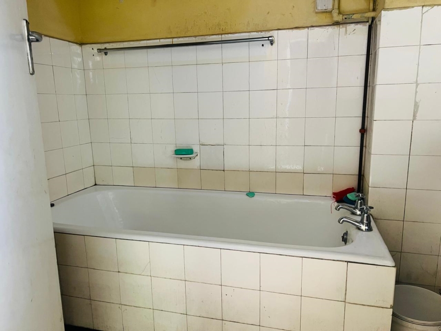 2 Bedroom Property for Sale in Durban Central KwaZulu-Natal