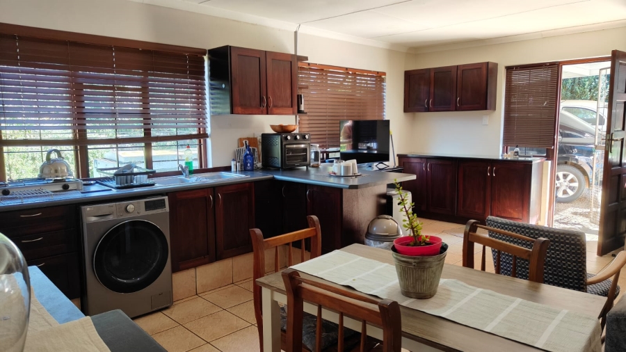 To Let 5 Bedroom Property for Rent in Hiltara Park KwaZulu-Natal