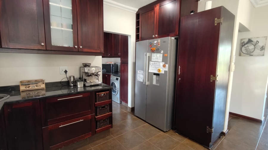 To Let 5 Bedroom Property for Rent in Hiltara Park KwaZulu-Natal