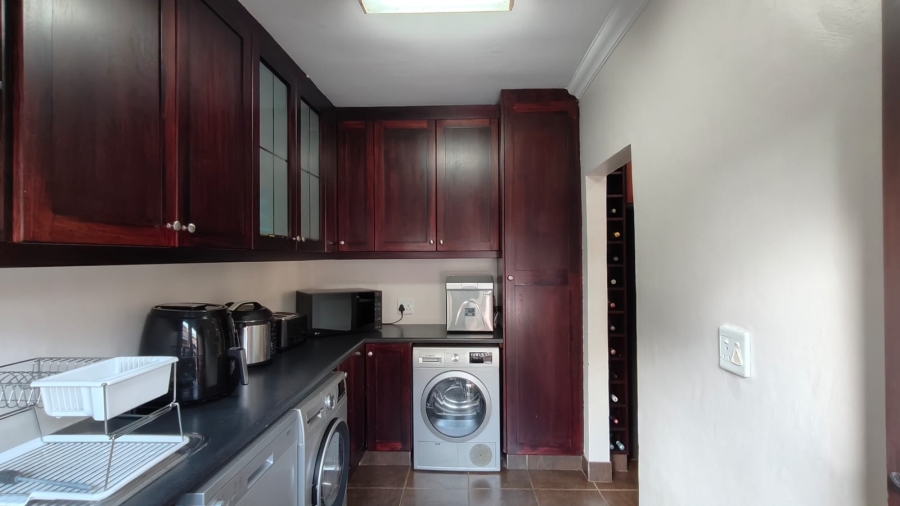 To Let 5 Bedroom Property for Rent in Hiltara Park KwaZulu-Natal