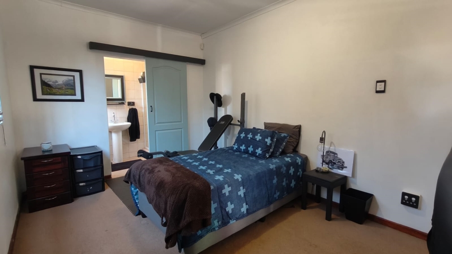 To Let 5 Bedroom Property for Rent in Hiltara Park KwaZulu-Natal