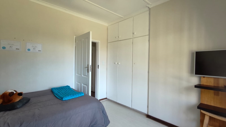 To Let 5 Bedroom Property for Rent in Hiltara Park KwaZulu-Natal