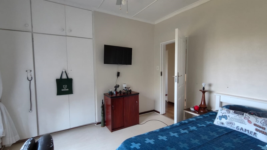 To Let 5 Bedroom Property for Rent in Hiltara Park KwaZulu-Natal