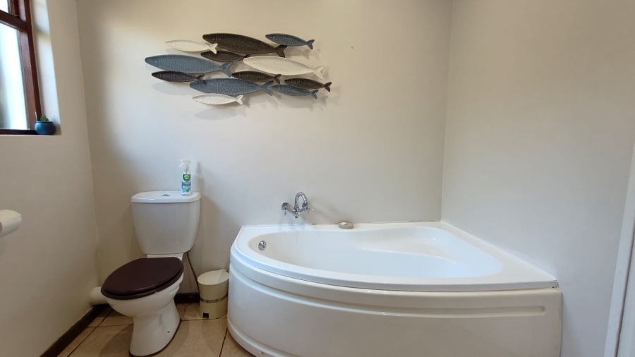 To Let 5 Bedroom Property for Rent in Hiltara Park KwaZulu-Natal