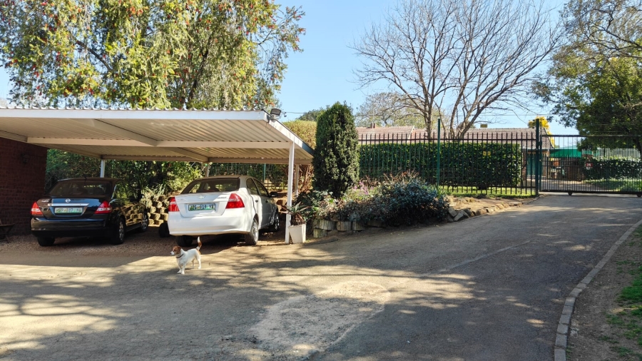 To Let 5 Bedroom Property for Rent in Hiltara Park KwaZulu-Natal