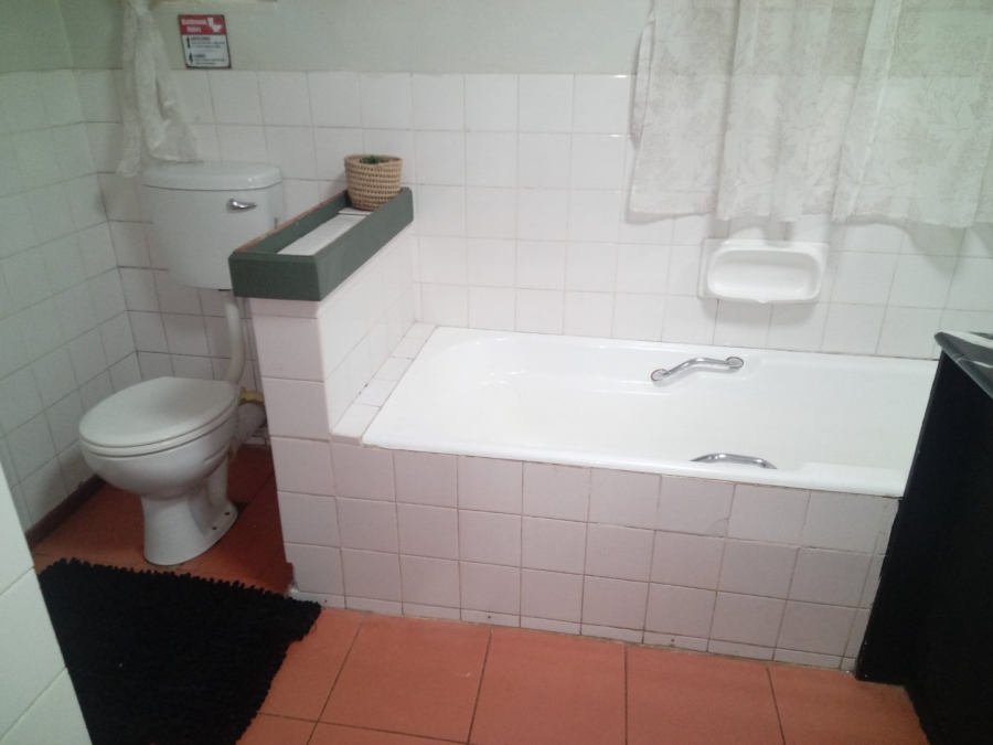 To Let 3 Bedroom Property for Rent in Boughton KwaZulu-Natal