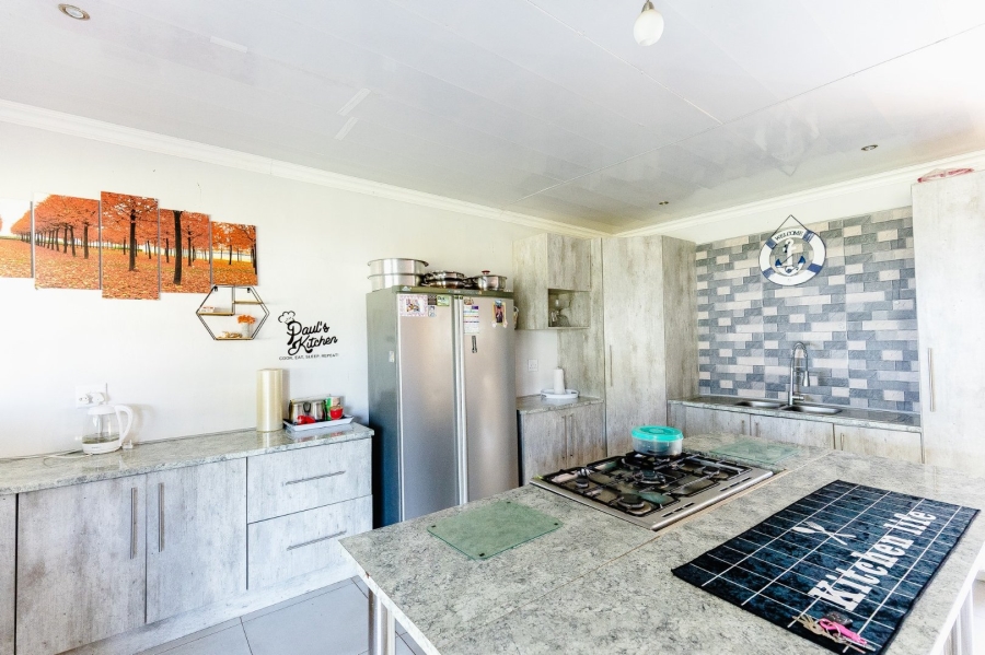 3 Bedroom Property for Sale in Southport KwaZulu-Natal