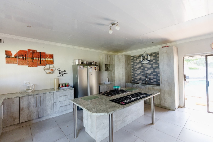 3 Bedroom Property for Sale in Southport KwaZulu-Natal