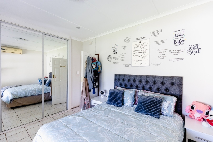 3 Bedroom Property for Sale in Southport KwaZulu-Natal