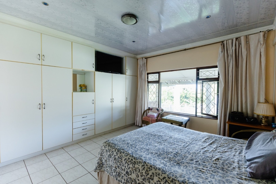 3 Bedroom Property for Sale in Southport KwaZulu-Natal