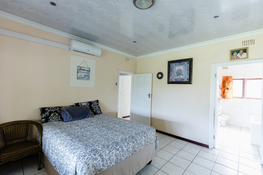 3 Bedroom Property for Sale in Southport KwaZulu-Natal