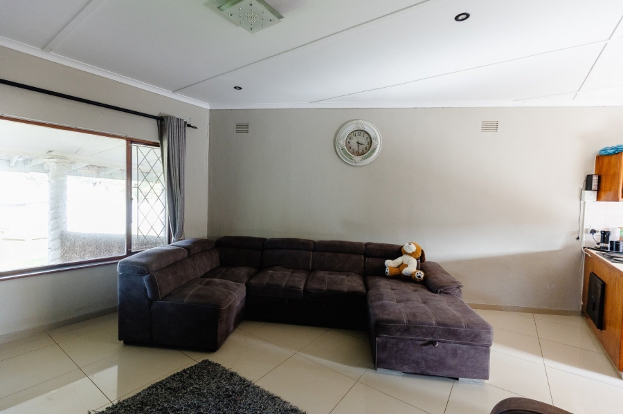 3 Bedroom Property for Sale in Southport KwaZulu-Natal