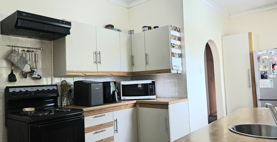 3 Bedroom Property for Sale in Huttenheights KwaZulu-Natal