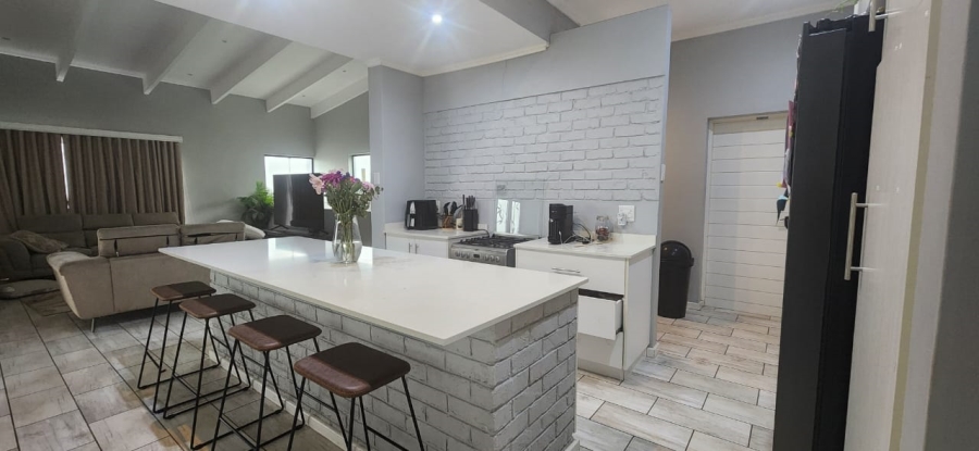 3 Bedroom Property for Sale in Palm Lakes Estate KwaZulu-Natal