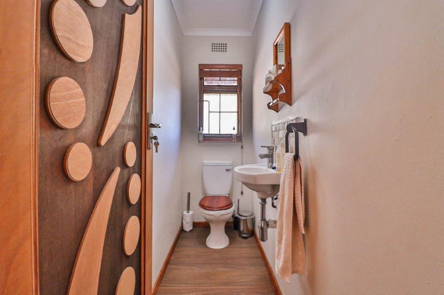 To Let 5 Bedroom Property for Rent in Lidgetton KwaZulu-Natal