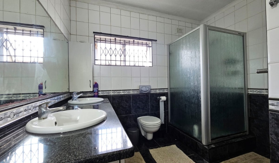 Commercial Property for Sale in Stanger Industrial KwaZulu-Natal