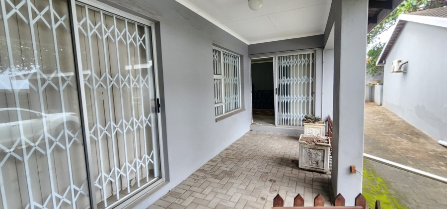 2 Bedroom Property for Sale in Hibberdene KwaZulu-Natal