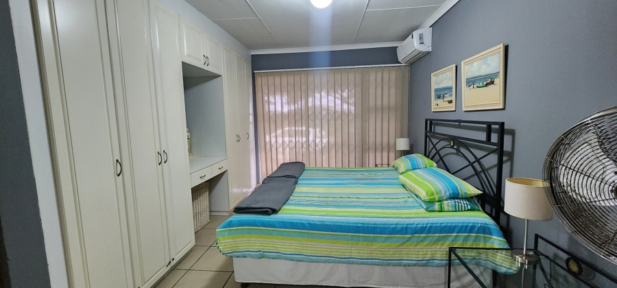 2 Bedroom Property for Sale in Hibberdene KwaZulu-Natal