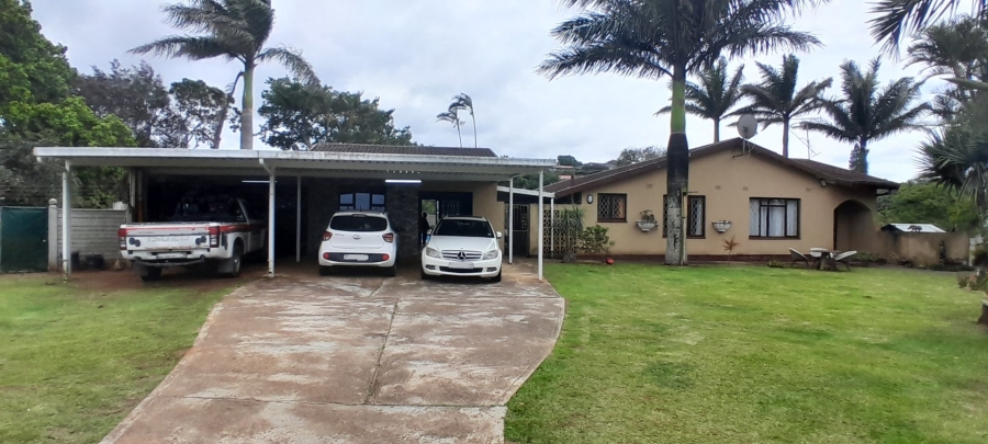 3 Bedroom Property for Sale in Sea Park KwaZulu-Natal