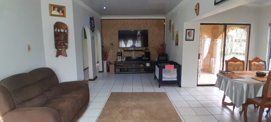 3 Bedroom Property for Sale in Sea Park KwaZulu-Natal