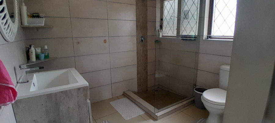 3 Bedroom Property for Sale in Sea Park KwaZulu-Natal